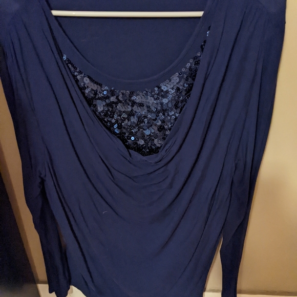 Dark blue blouse with sequins